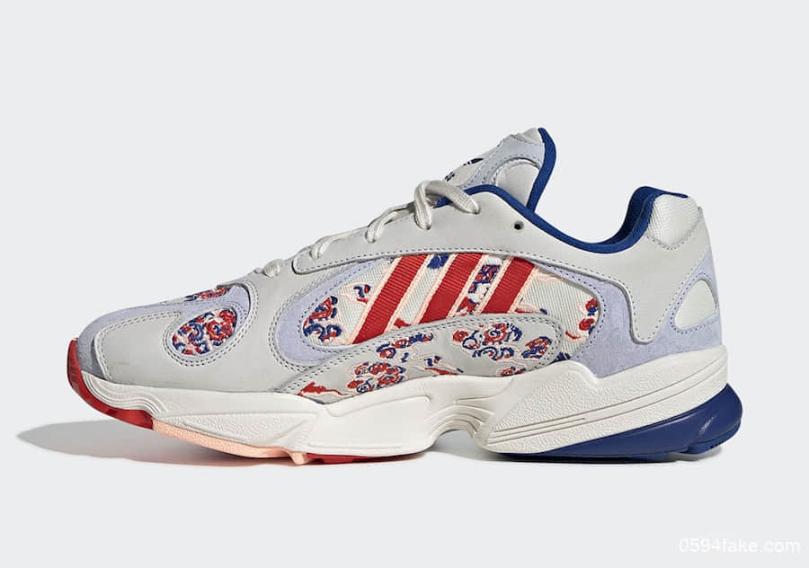 脚踏祥云来见你!你的意中人其实是这双Adidas Yung-1!货号:EE7087