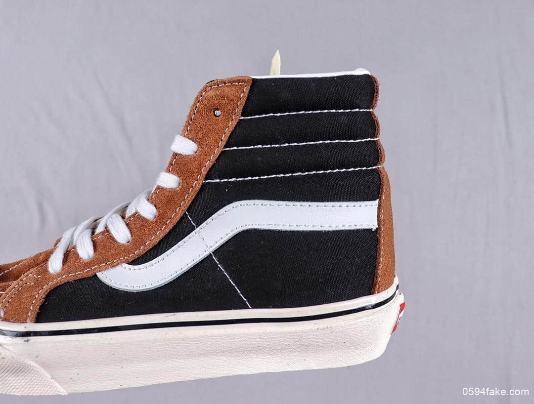 万斯Wans SK8 HI真标硫化工艺原厂DT钢印带半码安纳海姆系列复古高帮板鞋 货号：VN0A38GFUQ2