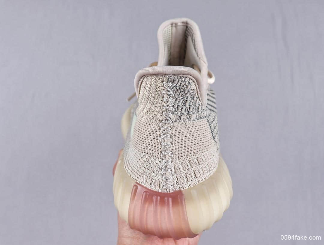 阿迪达斯Adidas YEEZY BOOST 350 V2 Citrin Reflective百搭轻便爆米花中底休闲运动慢跑鞋OG纯原镂空柠檬素浅黄拼接满天星 货号：FW5318