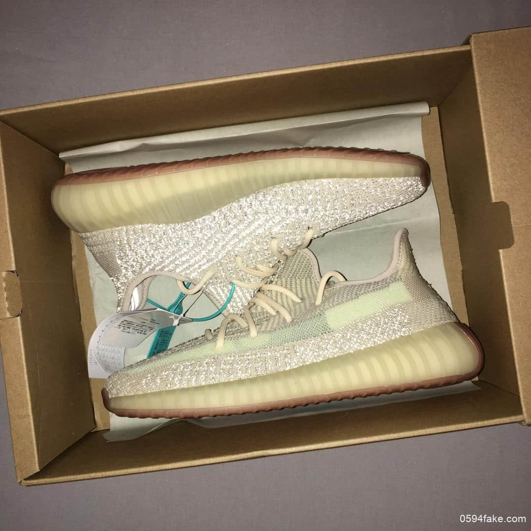 阿迪达斯Adidas YEEZY BOOST 350 V2 Citrin Reflective百搭轻便爆米花中底休闲运动慢跑鞋OG纯原镂空柠檬素浅黄拼接满天星 货号：FW5318