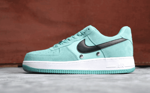 Nike Air Force 1 Have A Nike Day湖水绿笑脸 耐克空军一号顶级真标翻毛皮革低帮运动鞋 货号：BQ8273-300