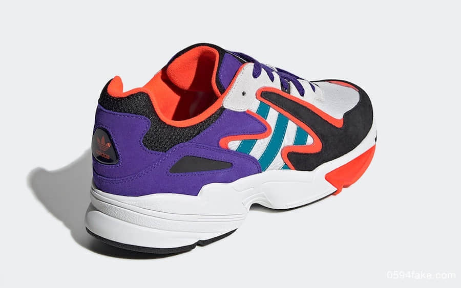 色彩碰撞+复古外形!这双adidas Yung-96 Chasm你心动了吗? 货号:EF1427