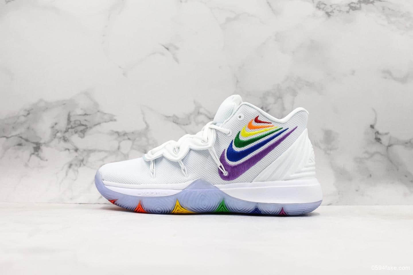 耐克Nike Kyrie 5 True EP Betrue欧文5代彩虹勾实战篮球鞋纯原版本内置Zoom气垫原厂欧斯莱缓震 货号：CH0521-117