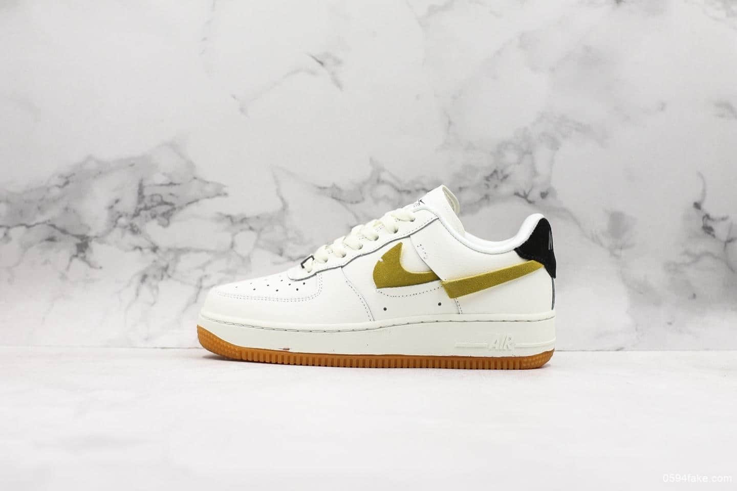 耐克Nike Air Force 1 Inside Out三方联名款公司级版本空军一号断勾黑黄低帮运动休闲板鞋 货号：BV0740-101