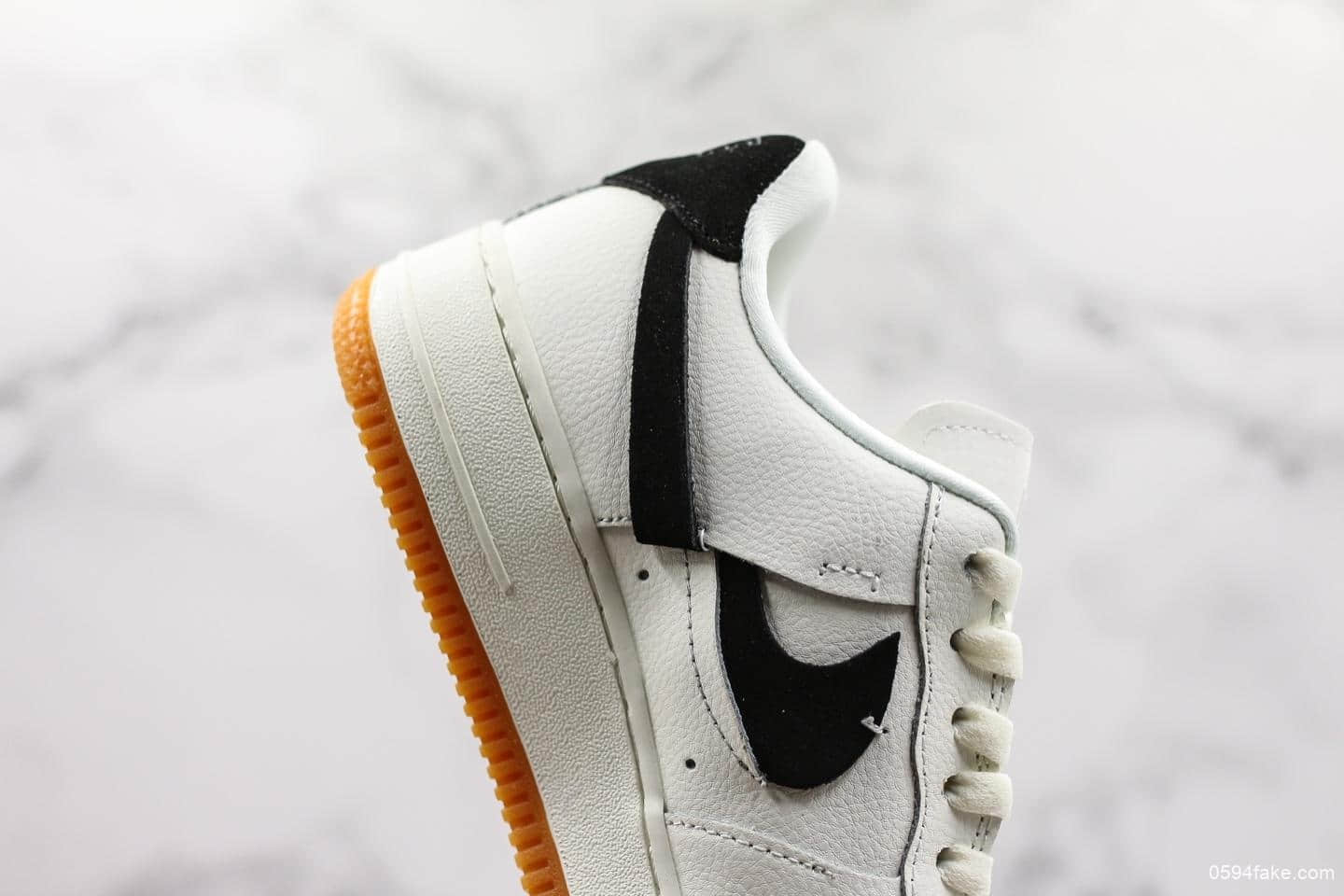 耐克Nike Air Force 1 Inside Out三方联名款公司级版本空军一号断勾黑黄低帮运动休闲板鞋 货号：BV0740-101