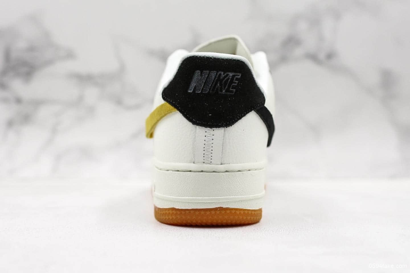 耐克Nike Air Force 1 Inside Out三方联名款公司级版本空军一号断勾黑黄低帮运动休闲板鞋 货号：BV0740-101