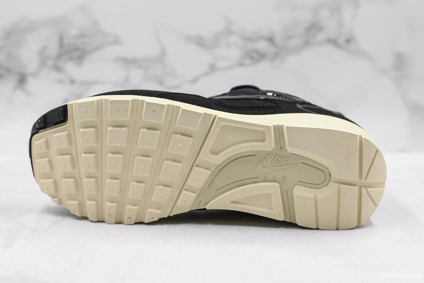 耐克Fear of God x Nike Air Skylon 2 White Black恐惧上帝再度FOG联名公司级版本天龙二代复古百搭休闲运动慢跑鞋 货号:BQ2752-001