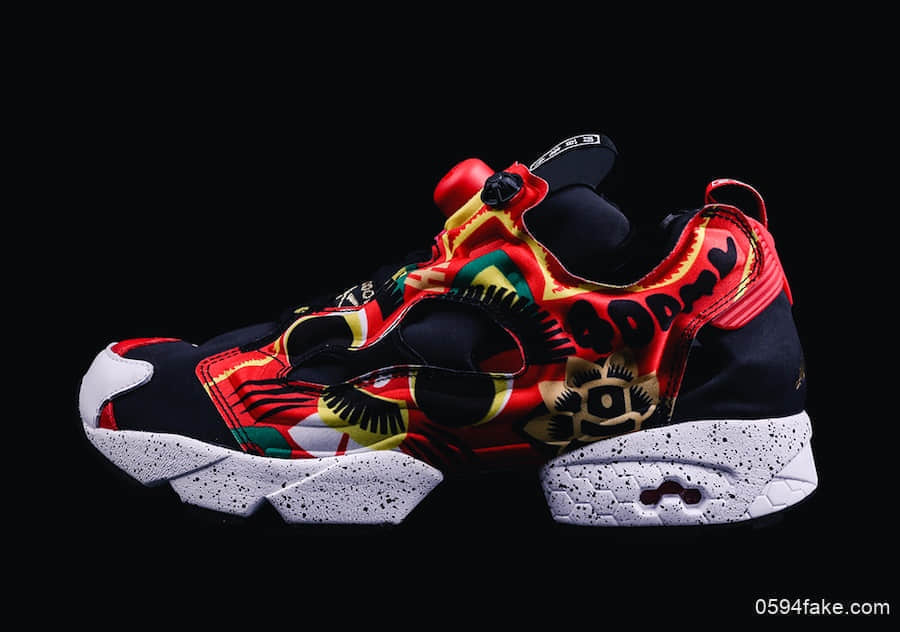 以中国剪纸艺术为灵感!这款400ml x Reebok Instapump Fury你愿意为它爆灯吗?