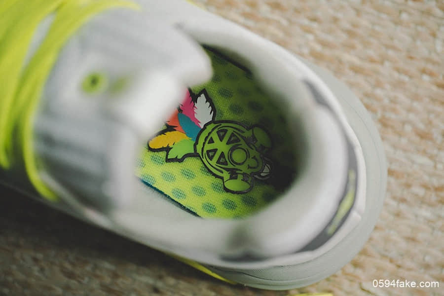 adidas Torsion技术与Boost缓震相结合！Footpatrol x adidas Consortium ZX Torsion曝光！