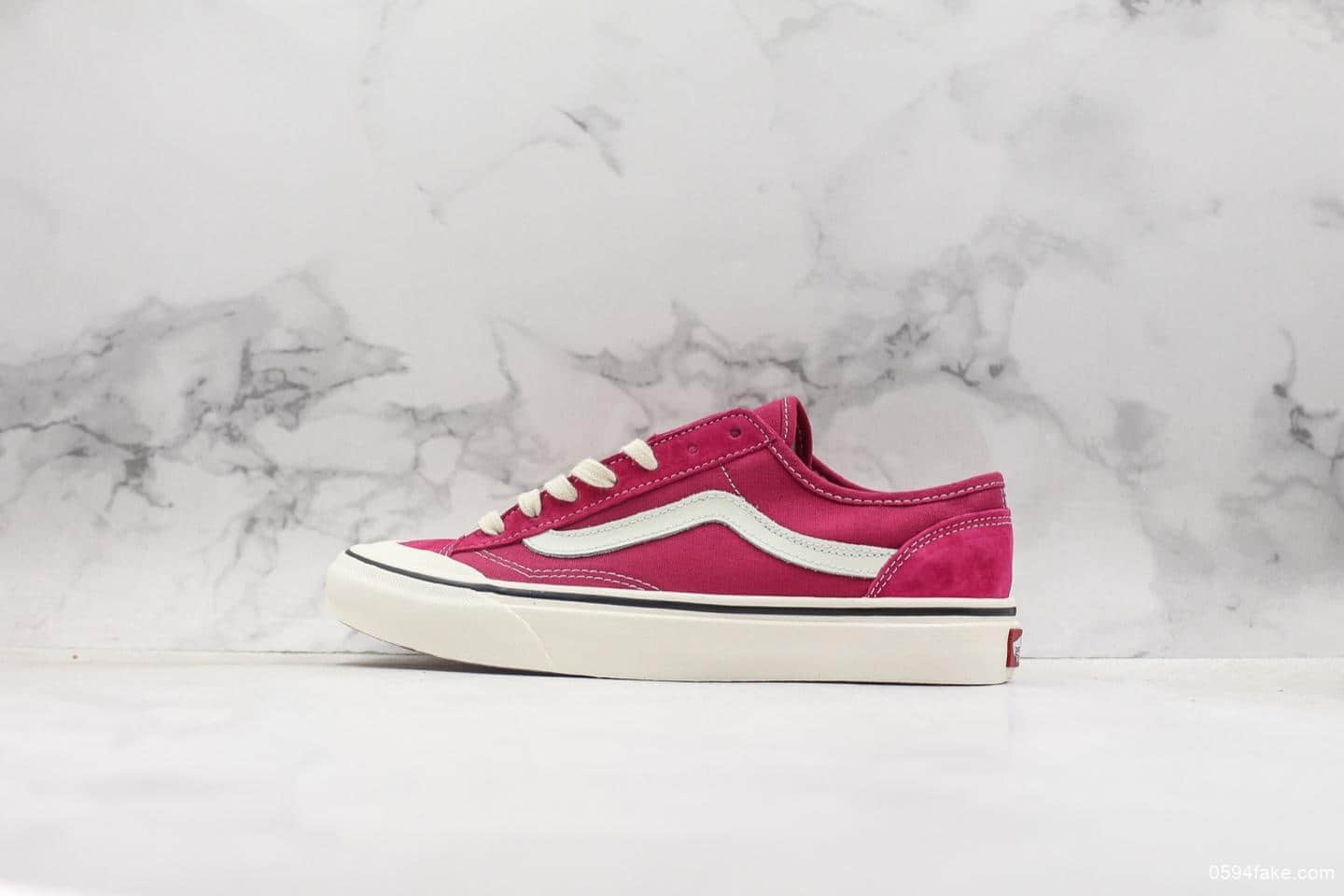 万斯Style 36 Cecon SF权志龙小头杀人鲸玫瑰真标带半码 新版原盒真标硫化 货号:NN0A3MVLVTK