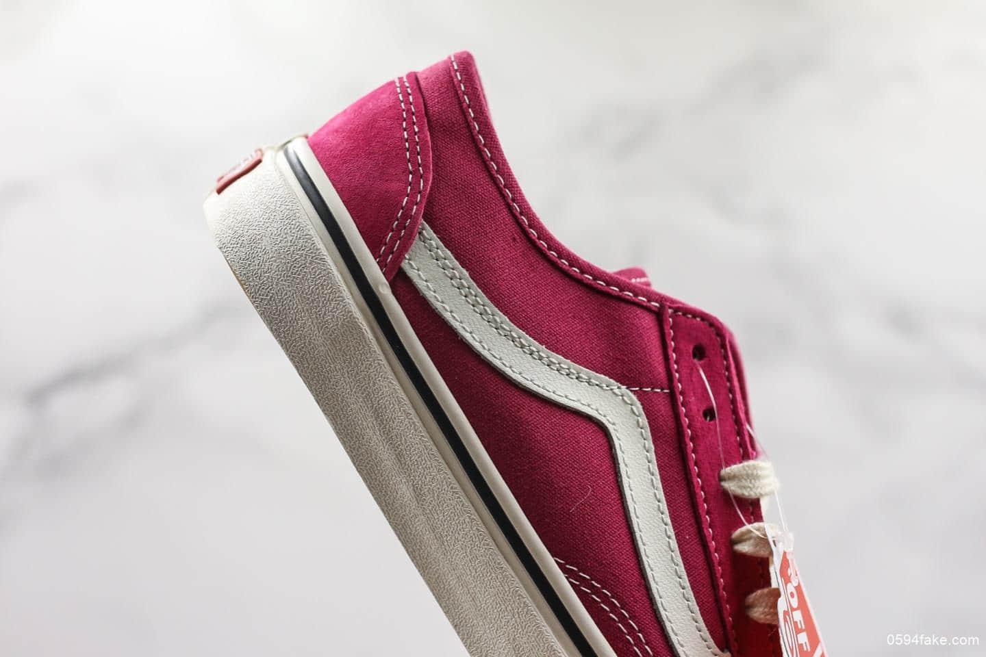 万斯Style 36 Cecon SF权志龙小头杀人鲸玫瑰真标带半码 新版原盒真标硫化 货号:NN0A3MVLVTK