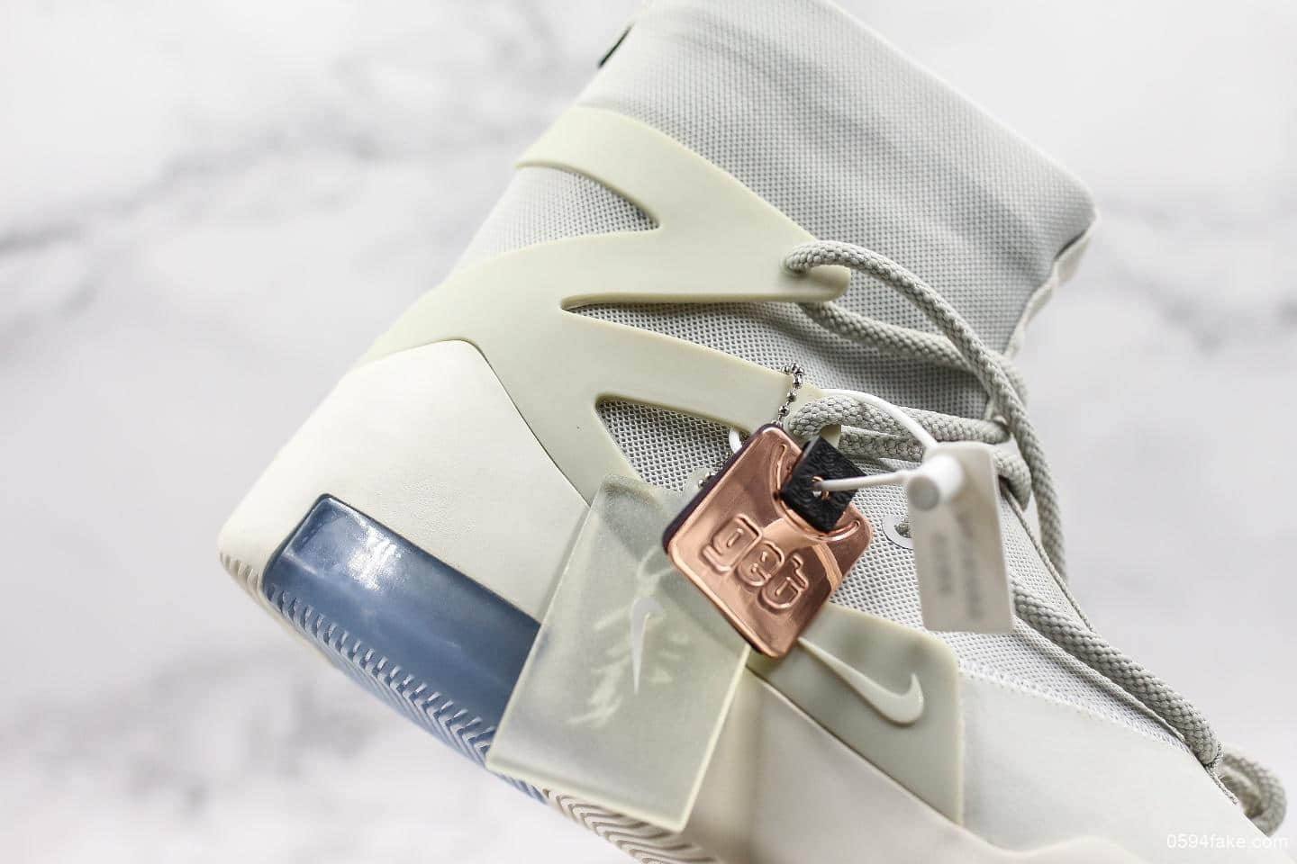 耐克Fear of God x Nike Fear of God 1纯原版本詹姆斯联名款高街气垫前卫高筒休闲运动篮球鞋