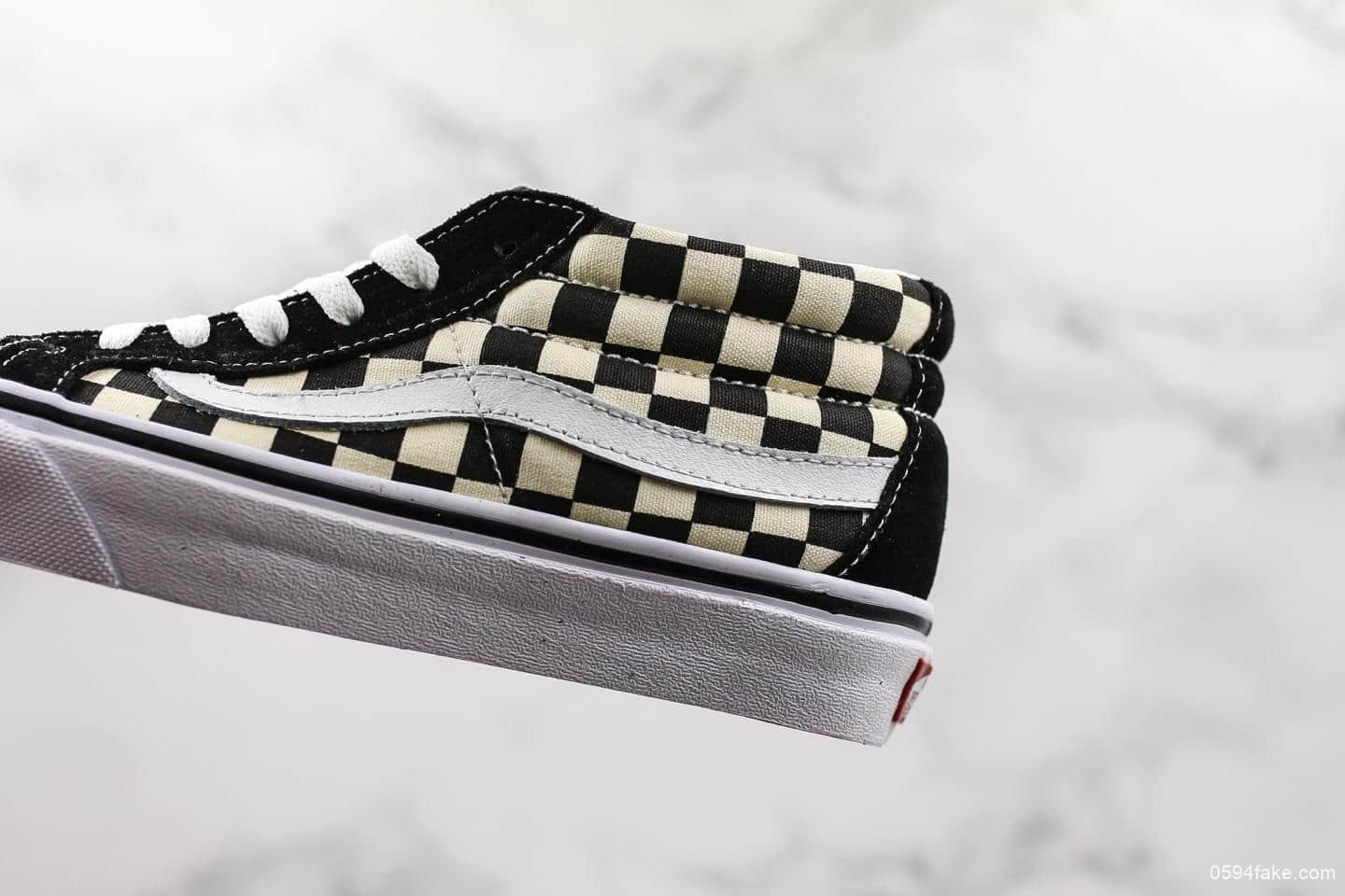 万斯Vans Sk8-Mid中帮棋盘格真标硫化工艺原厂ICC钢印原盒原标 货号:VN0A391FQXH