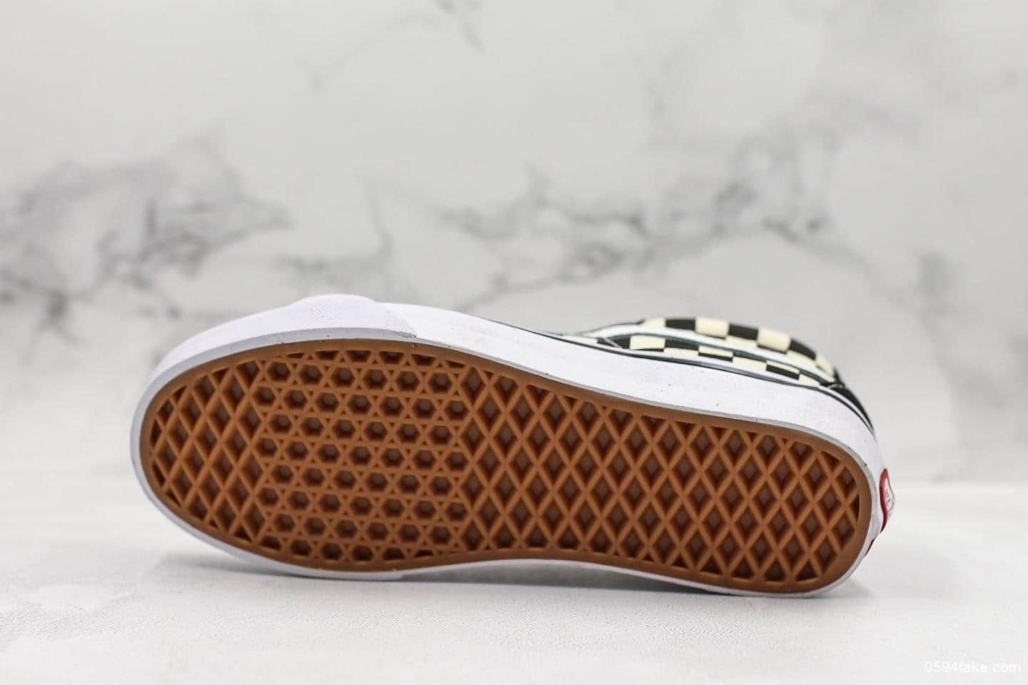 万斯Vans Sk8-Mid中帮棋盘格真标硫化工艺原厂ICC钢印原盒原标 货号:VN0A391FQXH