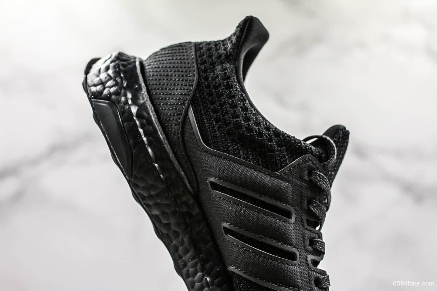 阿迪达斯Adidas Ultra Boost 4.0纯原版本2019年秋季全新配色巴斯夫爆米花颗粒大底运动编织鞋面休闲运动鞋 货号:EH1420