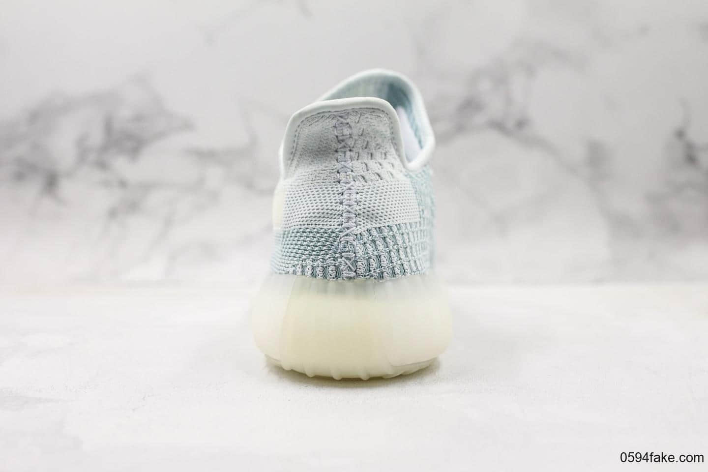 阿迪达斯adidas YEEZY BOOST 350 V2 Cloud White镂空云白新冰蓝2.0配色OG纯原版本原厂大底原厂巴斯夫满钉颗粒 货号:FW3043