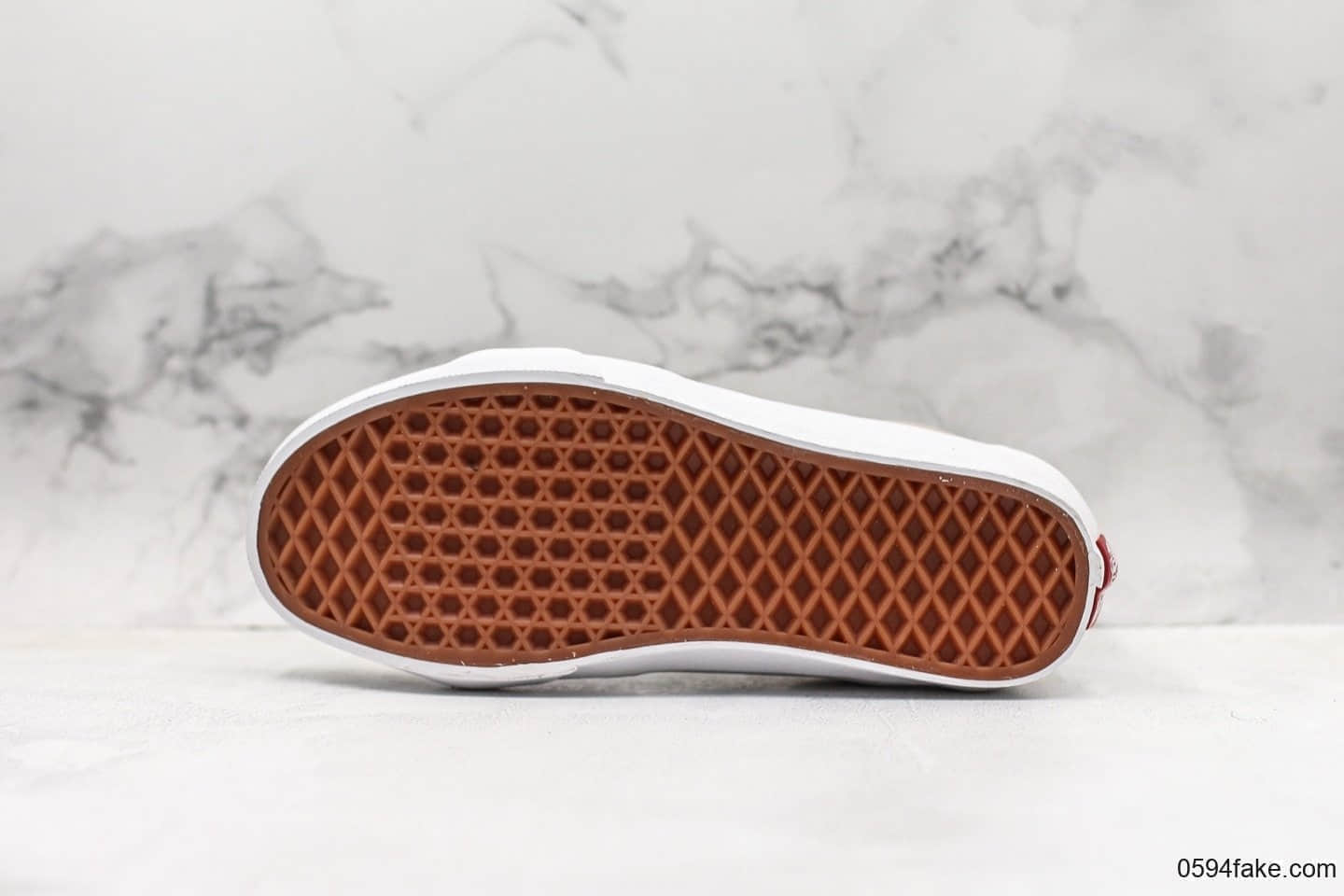 万斯Vans SK8-Hi高帮板鞋官方爆款粉色公司级带半码全麂皮材质 货号:VN0A4BV6V79