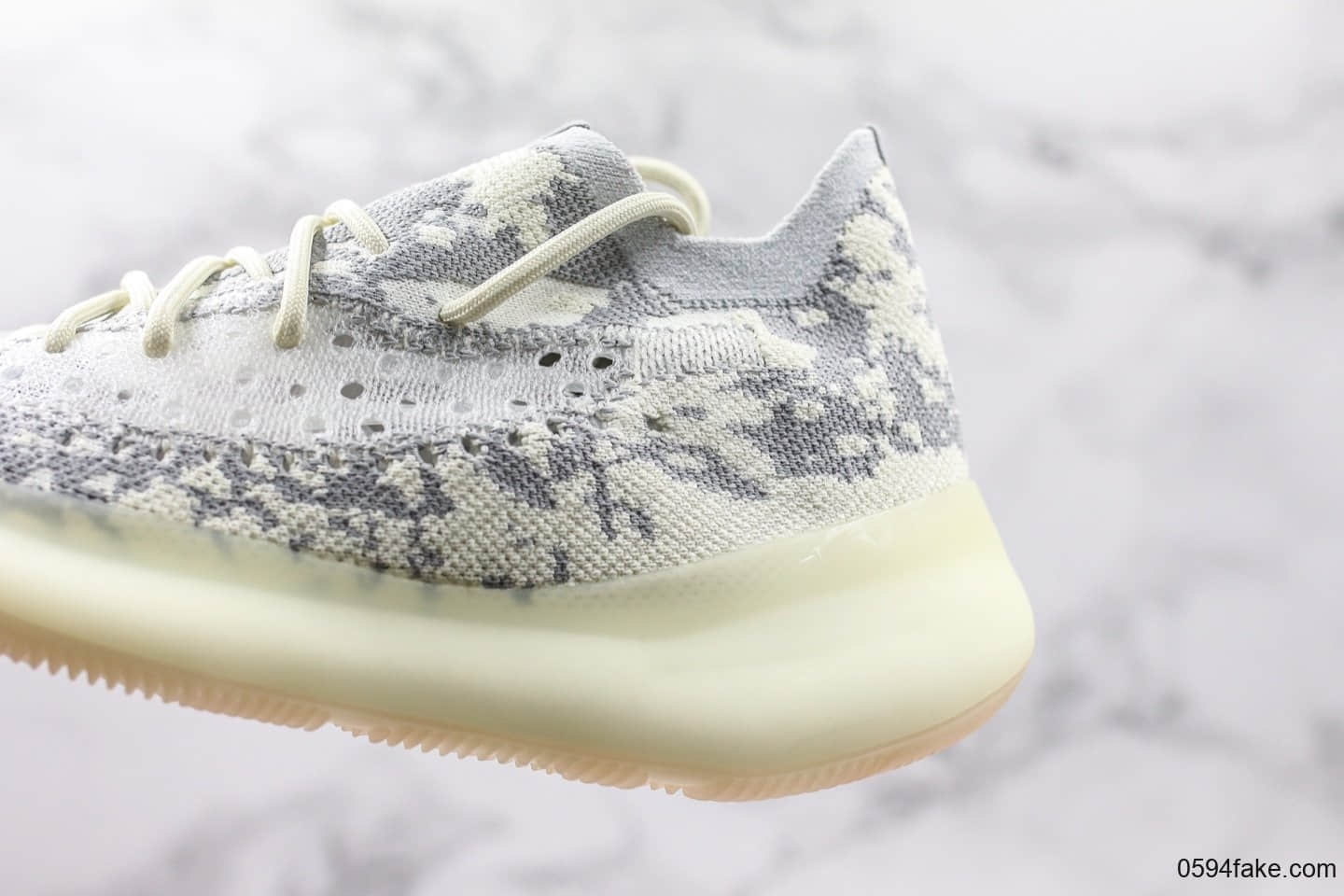 阿迪达斯adidas Yeezy Boost 350 V3 “Alien”侃爷联名限定椰子V3外星人雪花斑点OG纯原原楦开发同源同材 货号:FV3260