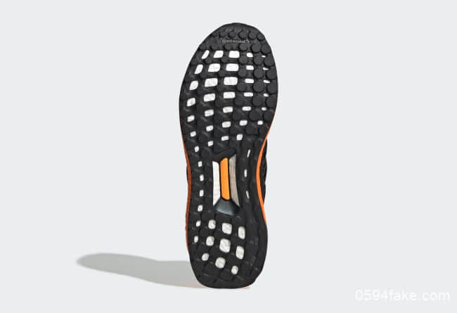 穿上这双adidas UltraBoost 4.0过中秋吧! 货号:FW3727