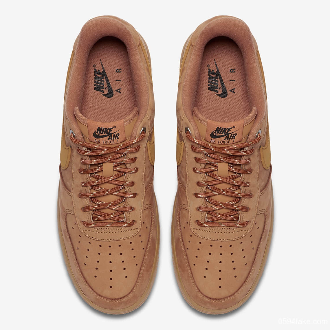 全新小麦配色Air Force 1低帮鞋型官图释出!加绒内衬这个冬天不怕冷了! 货号:CJ9179-200