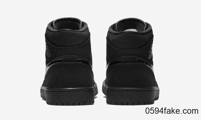 Air Jordan 1 Mid新配色登场！经典纯黑色调！低调百搭！