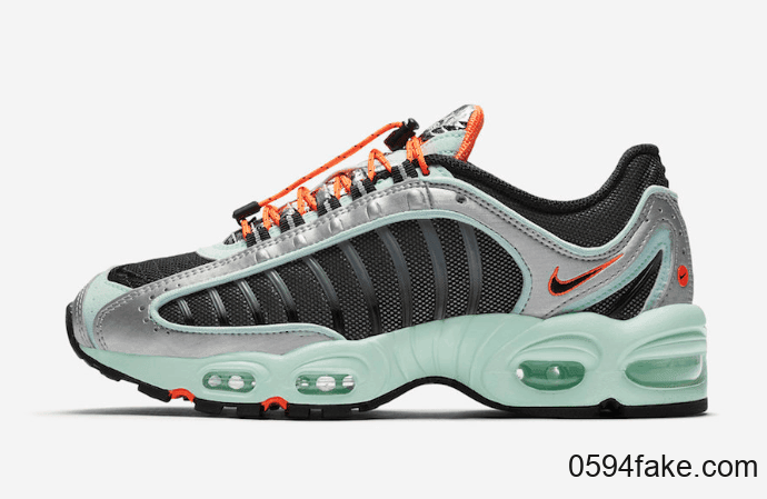 科幻感十足！这双Nike Air Max Tailwind 4还配备夜光中底！ 货号：CN0159-300