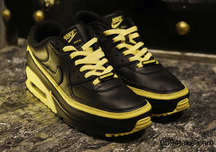 Undefeated x Nike Air Max 90又一配色曝出实物图！明日发售！