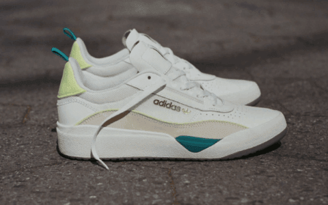 源自90年代网球鞋的经典滑板鞋设计 adidas Liberty Cup现已发售！ 货号：EE6104
