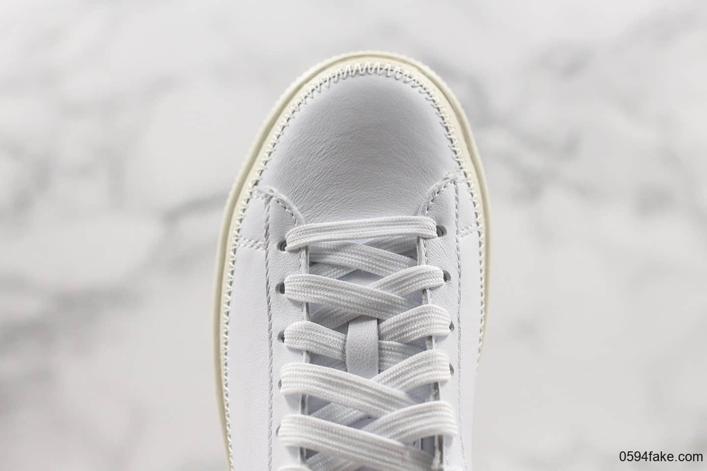 彪马Puma Basket Trim全新首发小白鞋纯原版本原装全头层牛皮搭配海玻璃鞋垫 货号:368387-01