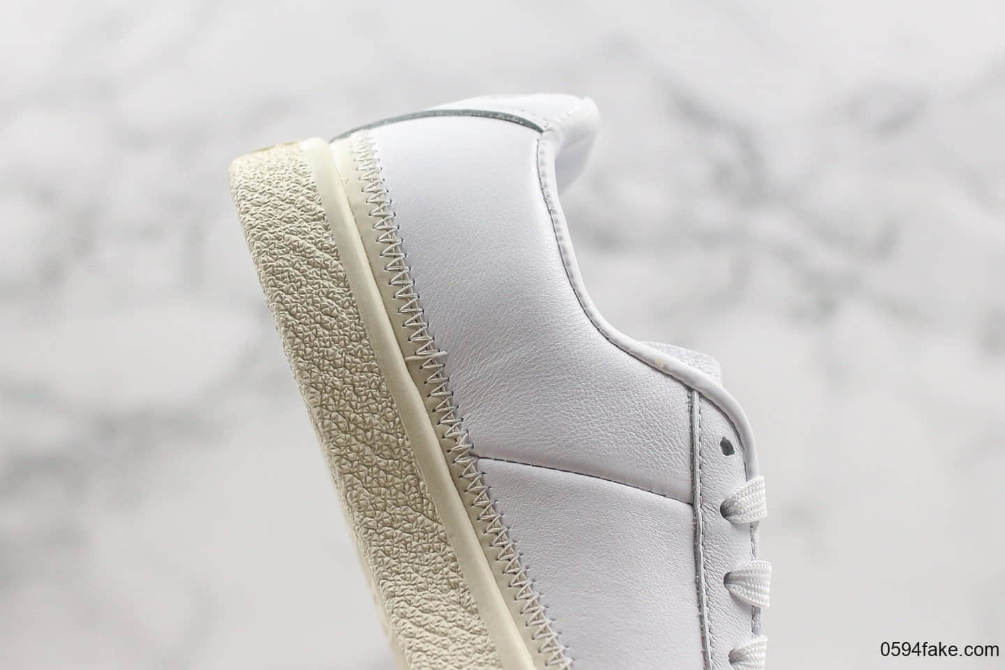 彪马Puma Basket Trim全新首发小白鞋纯原版本原装全头层牛皮搭配海玻璃鞋垫 货号:368387-01