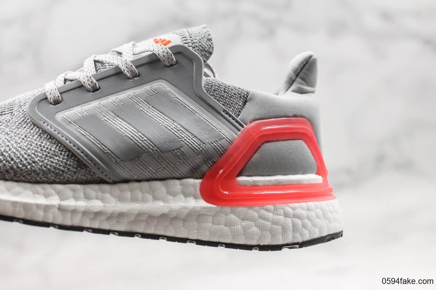 阿迪达斯AdidasUltraBoost19 CONSORTIUM纯原版本全新UB6.0跑步鞋灰色满天星限定配色官方同步新品首发 货号:EG0709