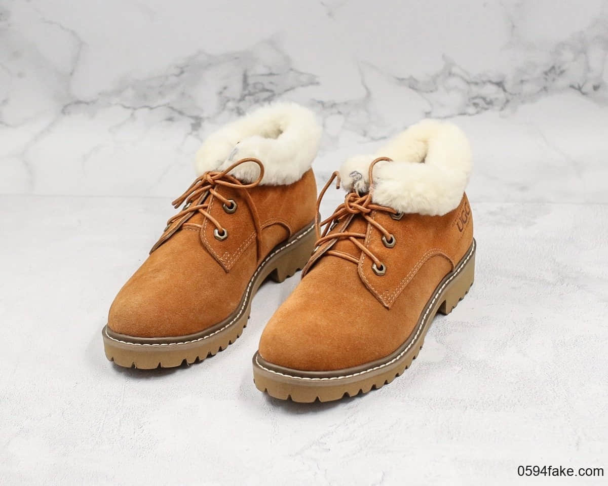 UGG2019年秋冬新款短靴机车小马丁靴情侣靴纯原优质牛反绒面料内里全真羊毛原版防滑大底高品质