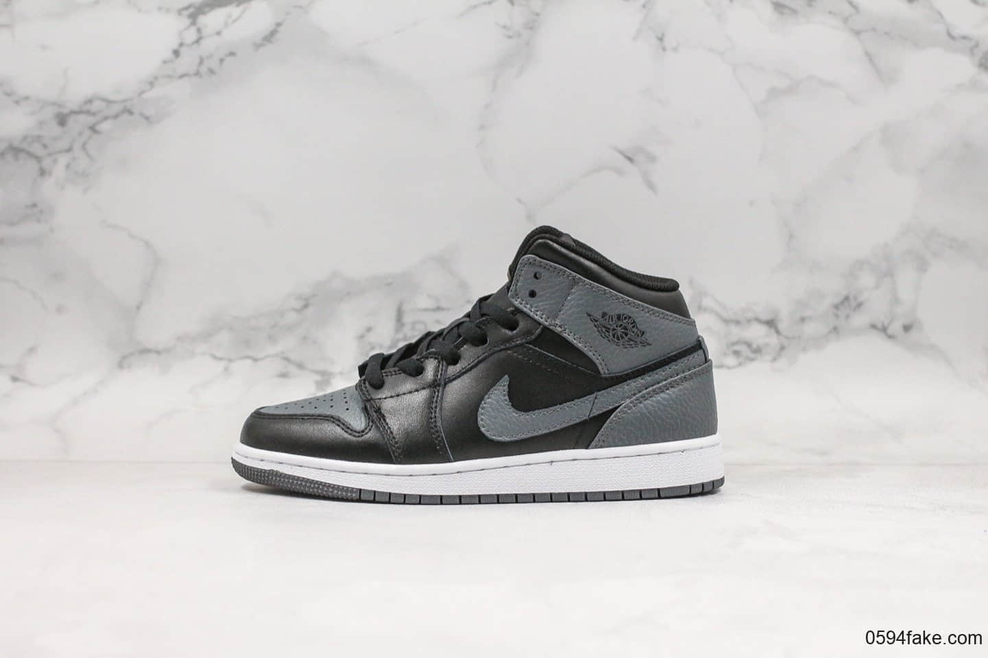 乔丹Air Jordan 1 mid实战篮球鞋中帮AJ1影子灰纯原带半码原厂渠道全新批次定制皮料 货号:554725-041