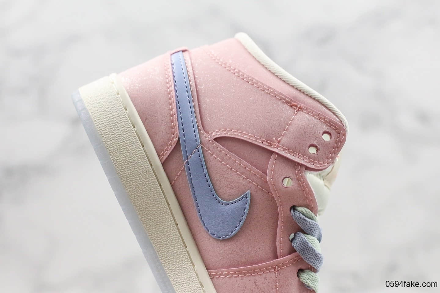 乔丹Nike Wmns Air Jordan 1 Ret Hi Prem纯原版本荧光粉AJ1反光乔1粉色满天星原鞋开模区别市面通货版本 货号:555112-600