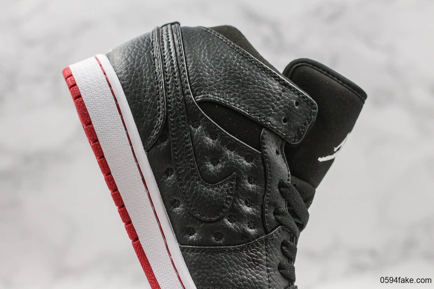 乔丹Air Jordan 1 Retro '97纯原版本中帮猫眼AJ1内置中底气垫鞋 货号：555069-001