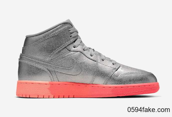 闪闪惹人爱！Air Jordan 1 Mid新配色超亮眼！ 货号：555112-006