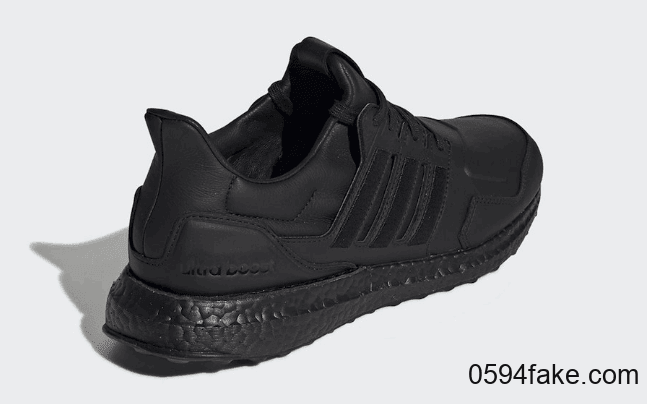 全新adidas Ultra Boost跑鞋现已发售！百搭不挑人！