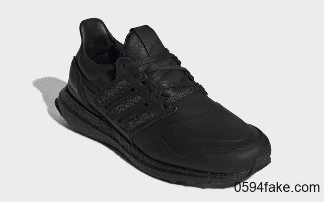 全新adidas Ultra Boost跑鞋现已发售！百搭不挑人！