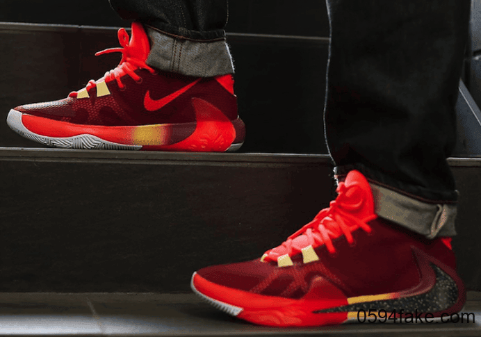 Nike Zoom Freak 1新配色惊艳登场！绝对亮眼！ 货号：BQ5422-600