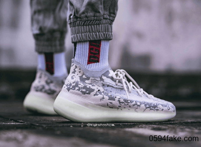Yeezy Boost 380“ Alien”释出最新实物图和上脚美照！好看到发出土拨鼠尖叫！ 货号：FB6878