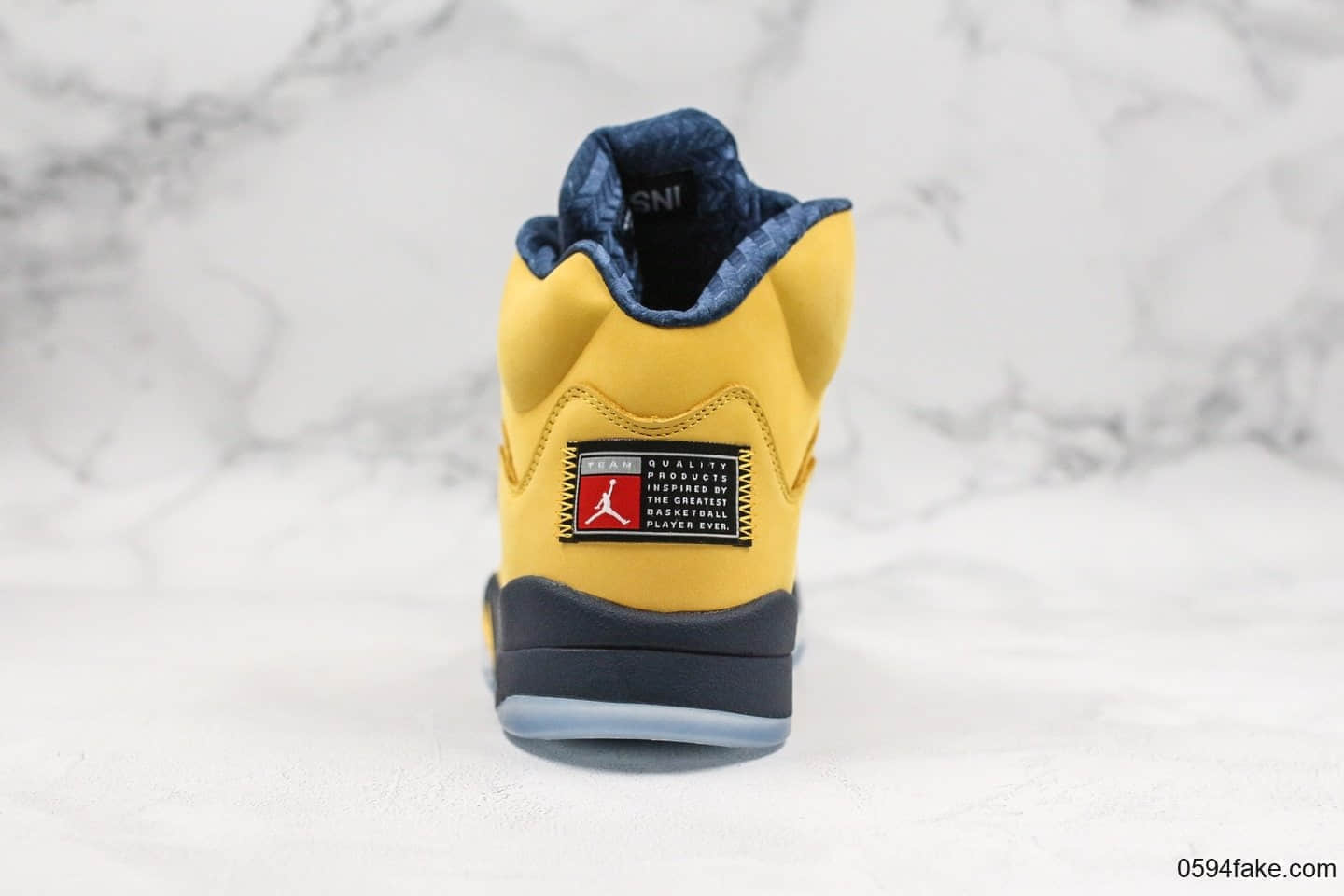 乔丹Air Jordan 5 Inspire密歇根大学黄蓝配色AJ5市面唯一正确版本进口顶级麂皮材质原盒原标原鞋开模实战篮球鞋 货号:CQ9541-704