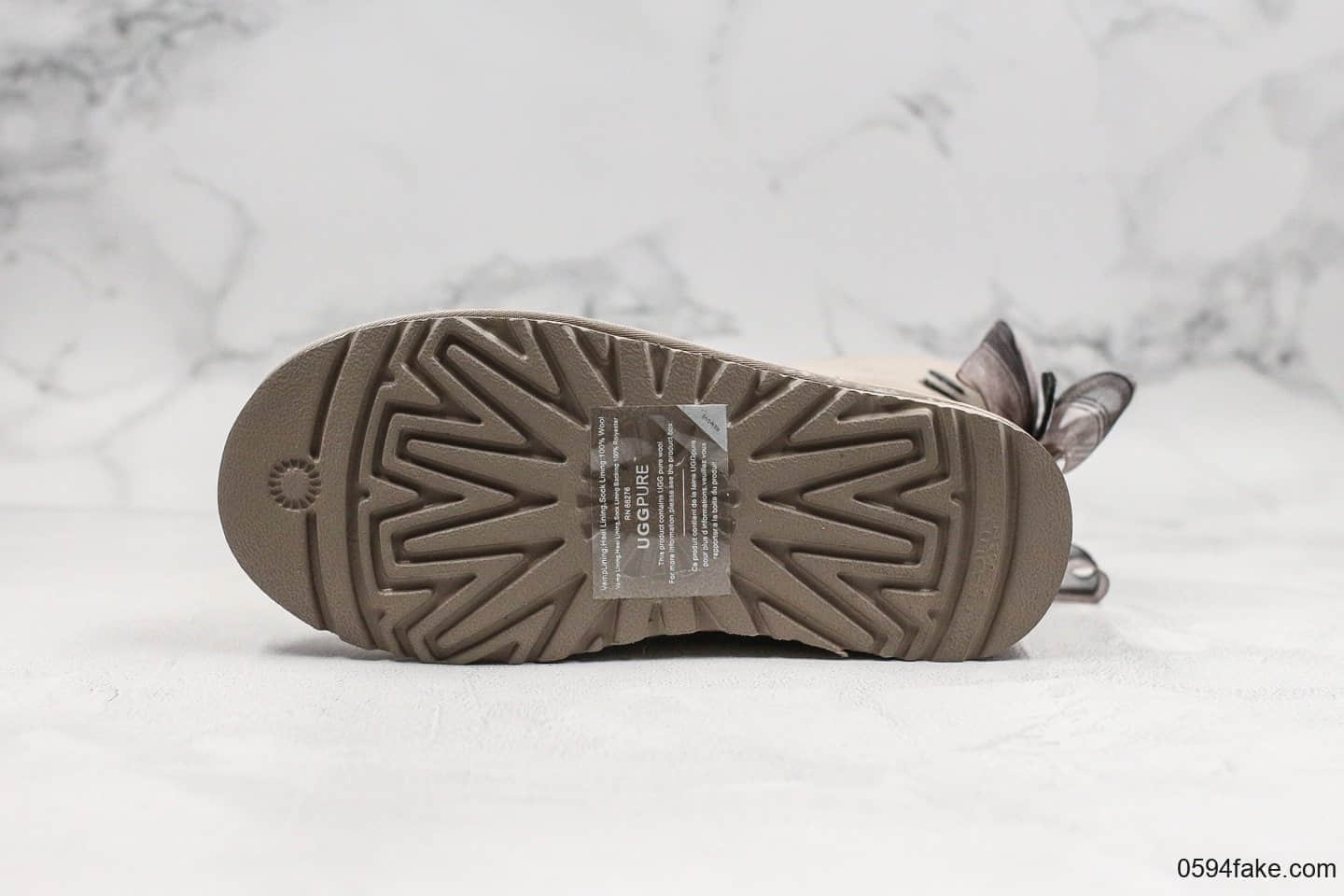UGG 19 FW纯原版本三穿雪地靴钻石灰配色原盒原标原档案数据开发
