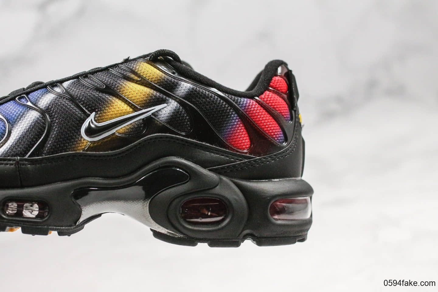 耐克Nike Air Max PLUS TXT纯原版本复古气垫运动鞋彩色内置可视气垫原档案数据开发打造裸眼3D视觉 货号:918240-023