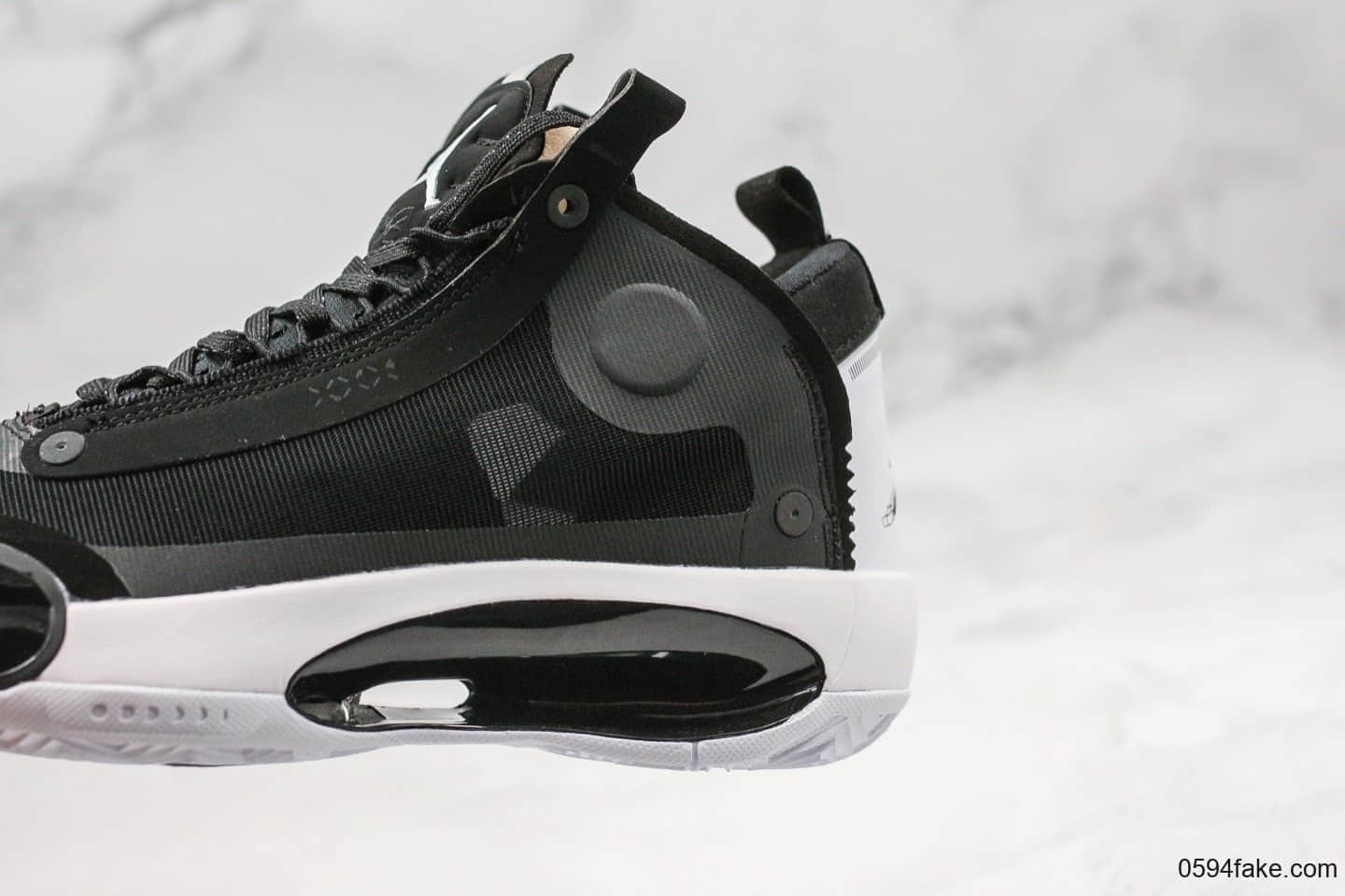 乔丹Air Jordan 34 Eclipse纯原版本乔34日食配色内置气垫鞋底镂空设计支持实战 货号:AR3240-001