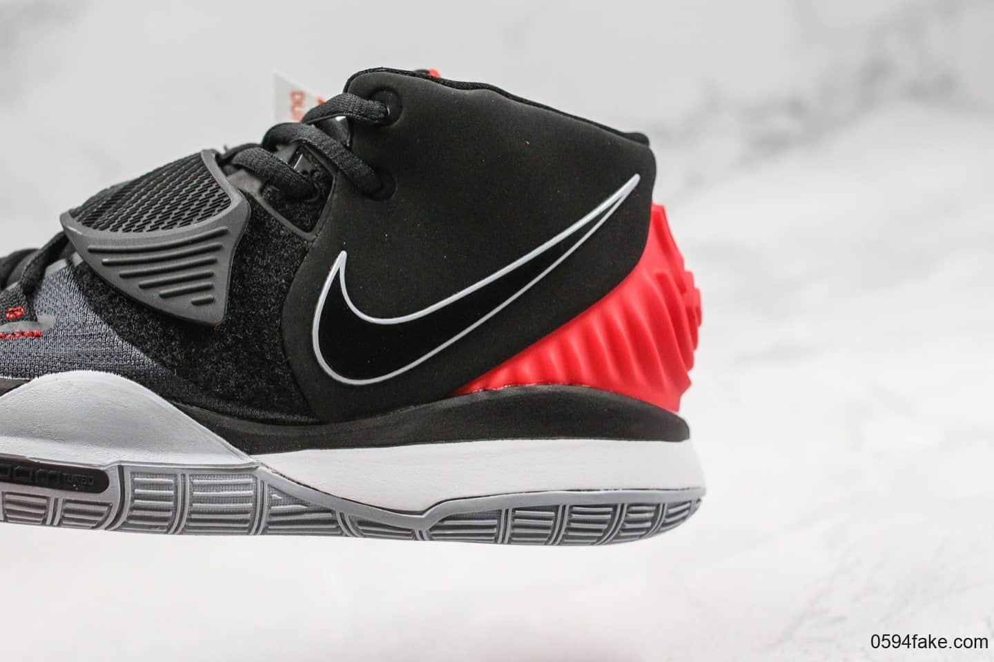 耐克Nike Kyrie 6 EP纯原版本欧文6代全新黑红配色原厂内置气垫只是高强度实战 货号：BQ4631-002