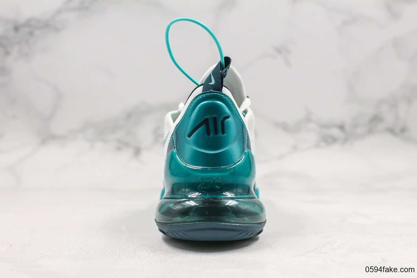 耐克NIKE AIR MAX 270 SE公司级版本混合科技透气后掌半气垫慢跑鞋原盒原标真小潘气垫 货号：AQ9164-102