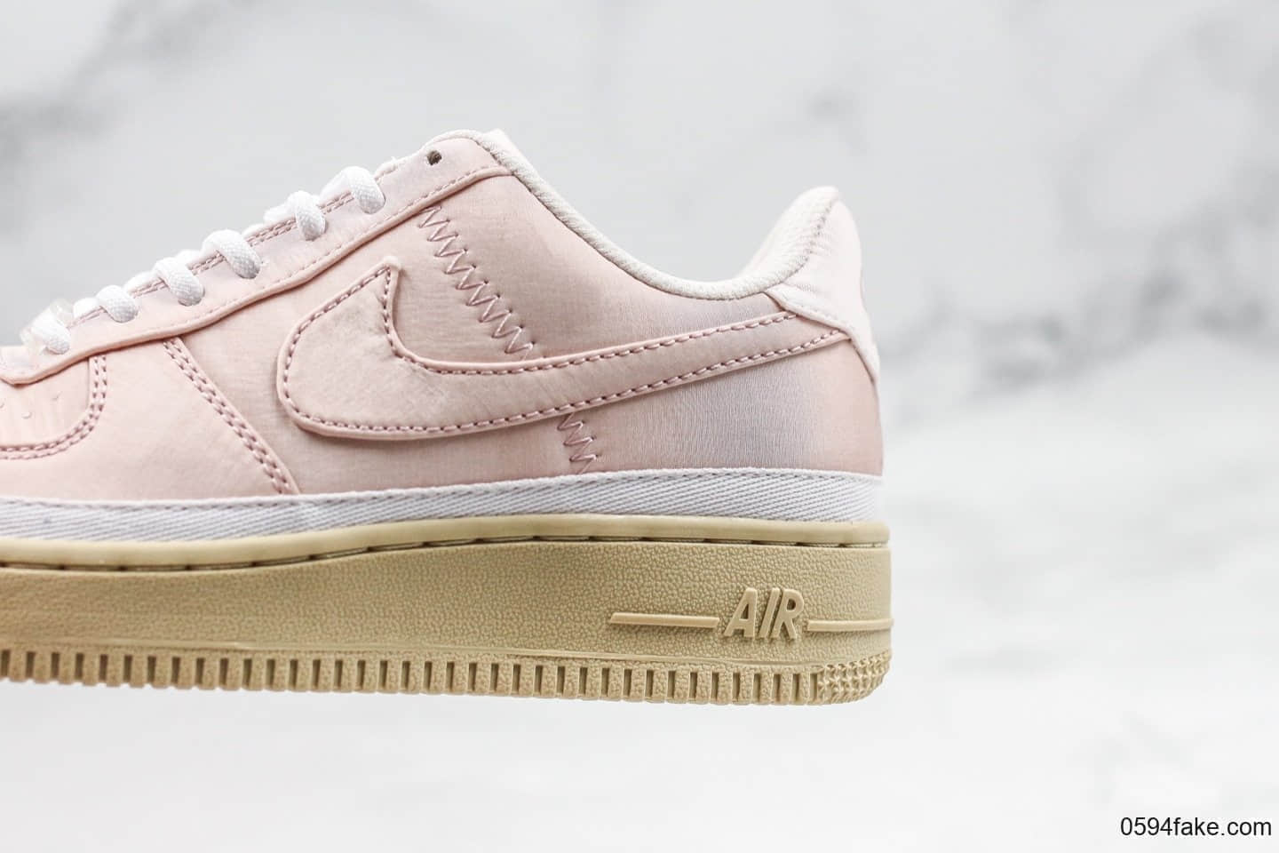 耐克Nike Air Force 1 07 SE纯原版本低帮空军丝绸樱花粉内置全掌气垫全新鞋面材质区别市面通货版本 货号:AA0287-604