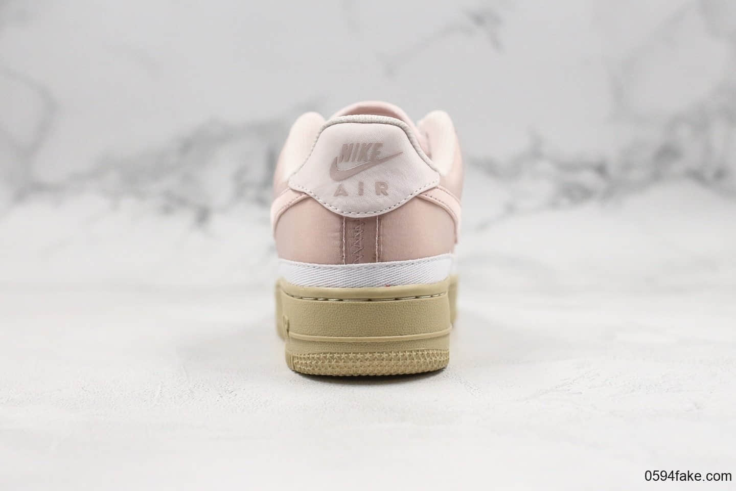 耐克Nike Air Force 1 07 SE纯原版本低帮空军丝绸樱花粉内置全掌气垫全新鞋面材质区别市面通货版本 货号:AA0287-604