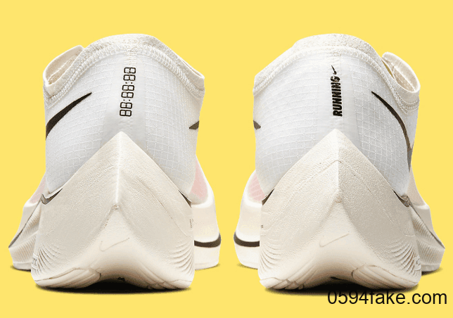 简约黑白配！Nike ZoomX VaporFly NEXT% “Sail”现已发售！ 货号：CT9133-100