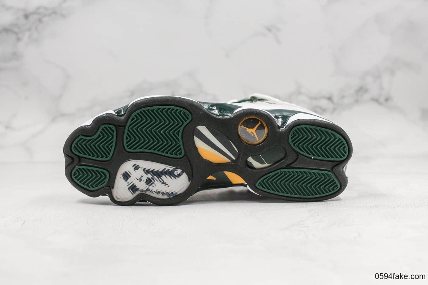 乔丹Air Jordan 6 rings纯原版本稀有复古配色98年公牛队于西雅图击败西雅图超音速队配色AJ6原盒原标原档案数据开发 货号:322992-102